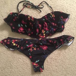 O’Neill black floral bikini